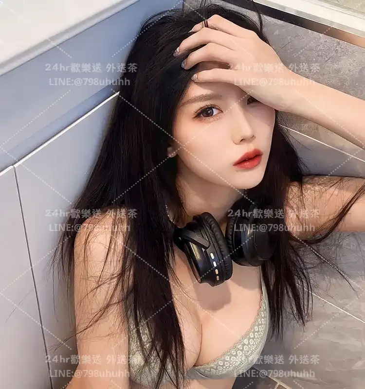 唅念